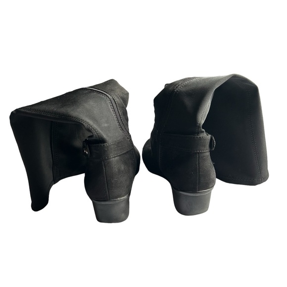 Black Wedge Boots - Picture 3 of 6